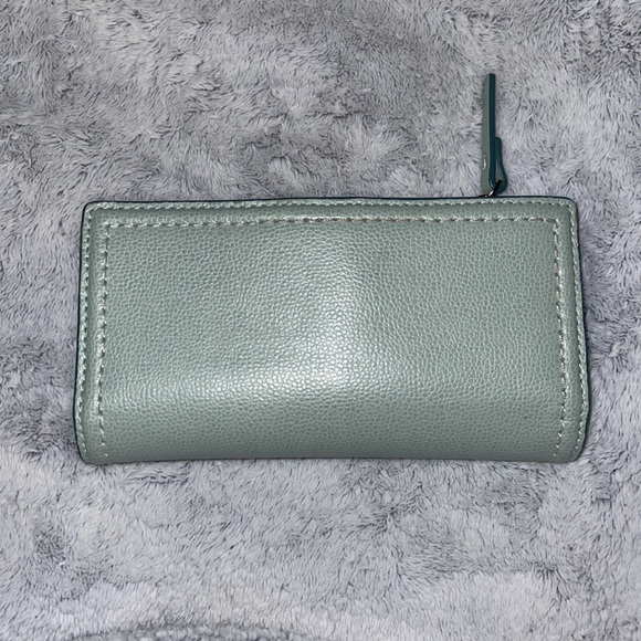 SOLD Kate Spade snap closure wallet - Picture 2 of 9